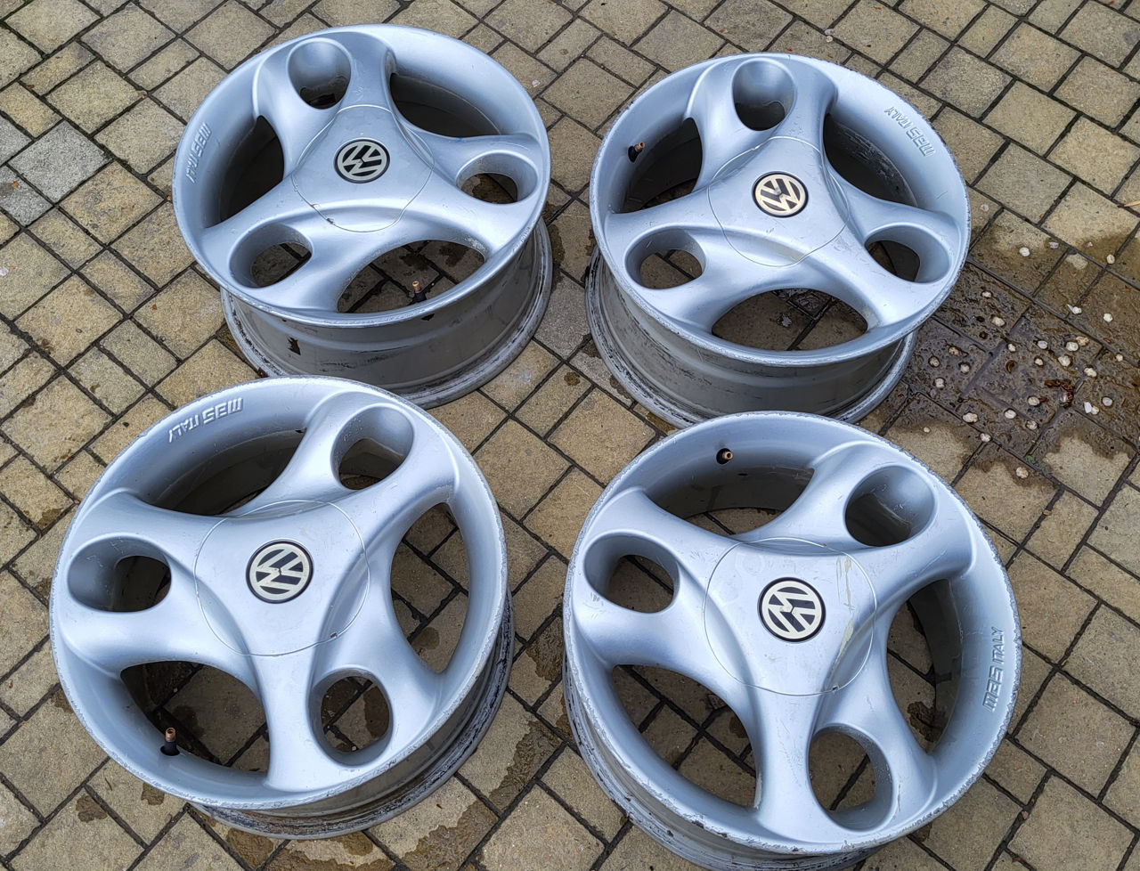 R15 4x100/4x108 Dacia,Renault, Toyota,Volkswagen, Ford, Mazda etc. foto 0