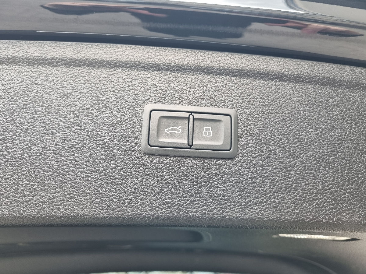 Audi Q5 2020 photo 18