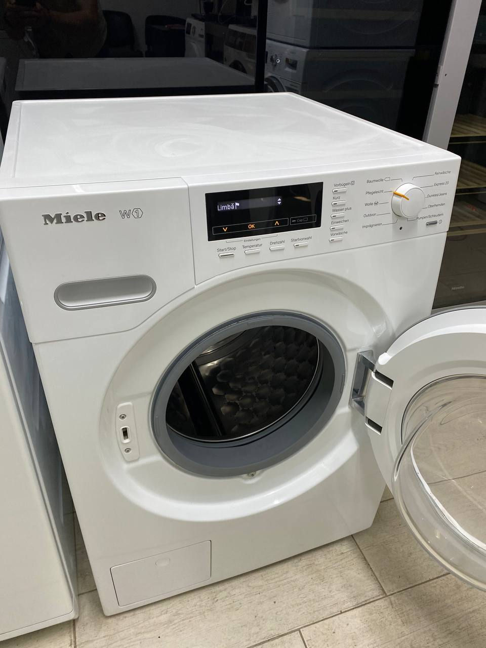 Стиральная машина Miele W1 на 8 кг  фото 2