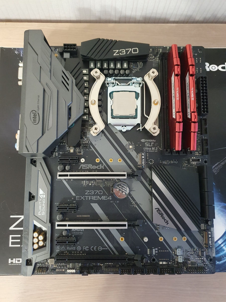 CPU i5 8600k AsRock Z370 Extreme4 EXX-IMG-1858518.jpg