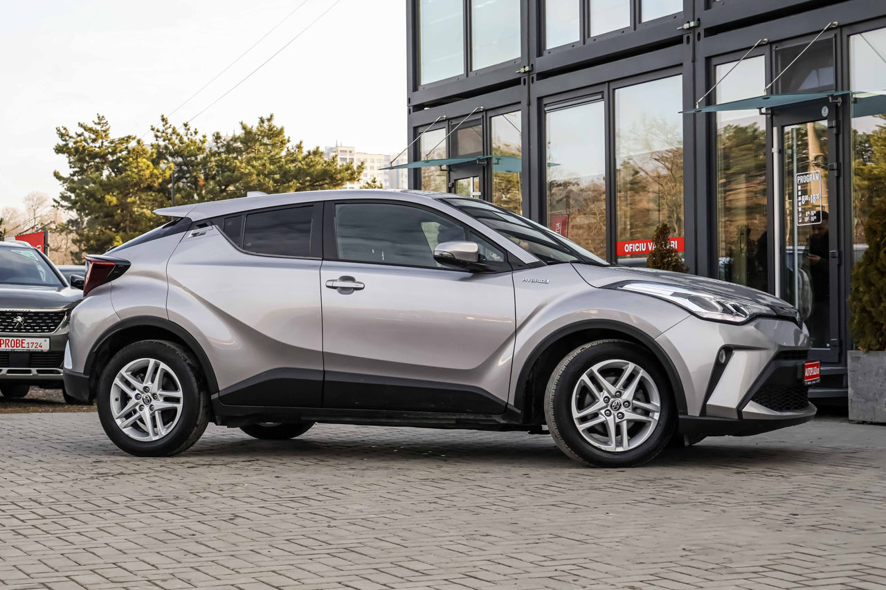 Toyota C-HR foto 3