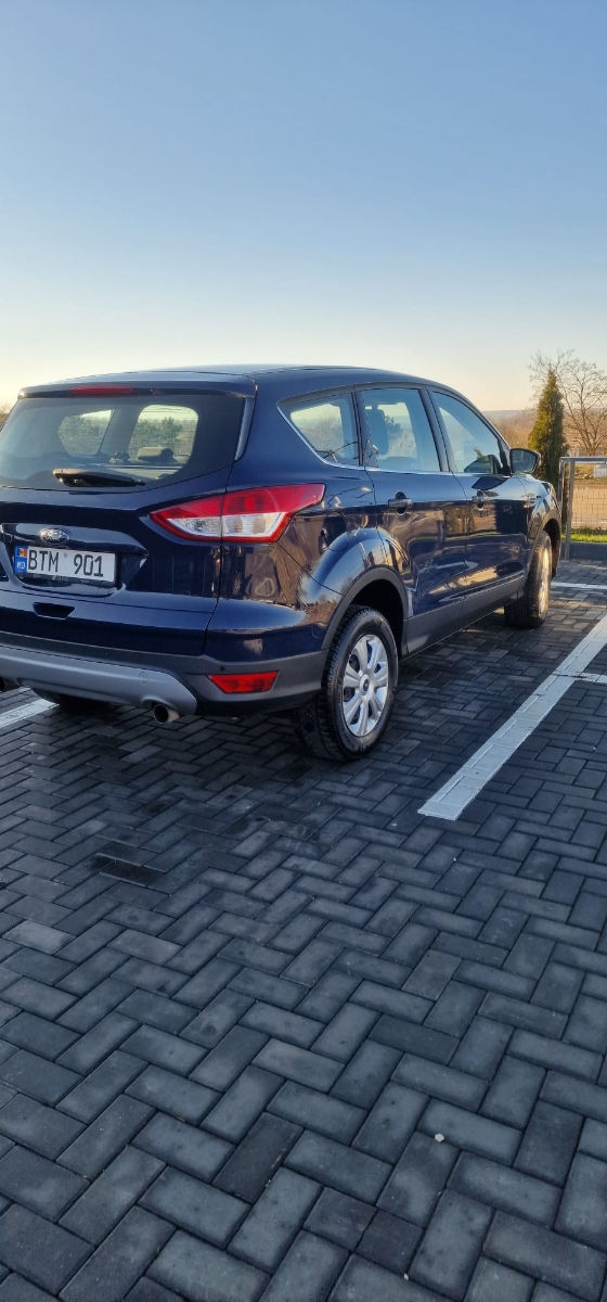 Ford Kuga foto 8