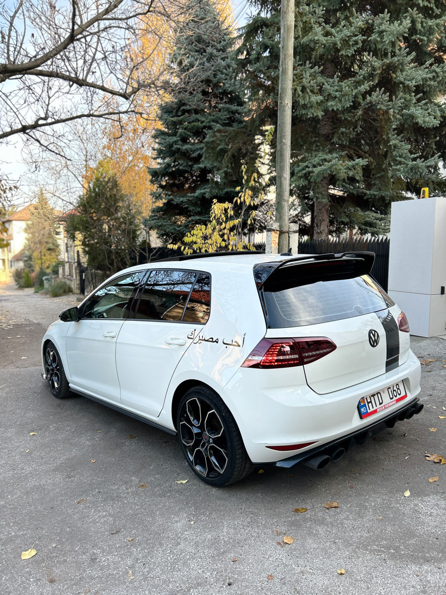 Volkswagen Golf foto 5