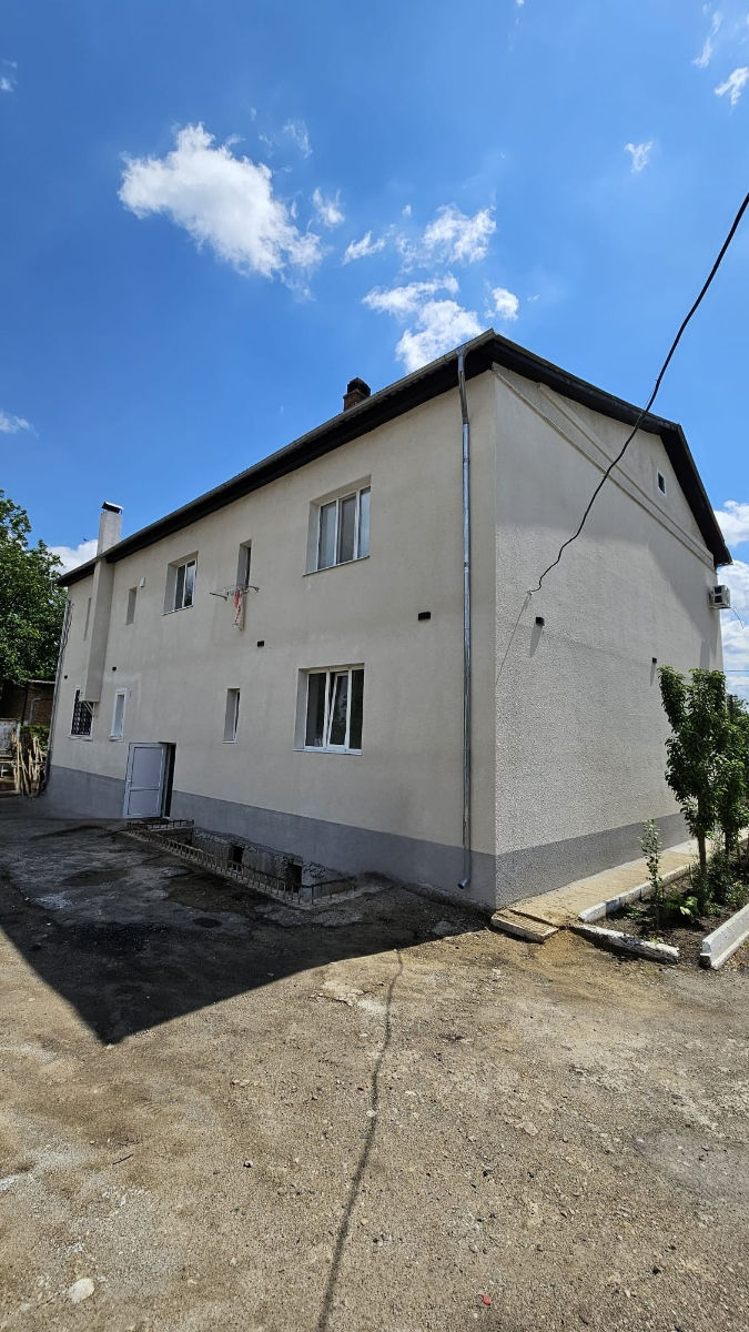 2-х комнатная квартира, 80 м², Окраина, Каушаны