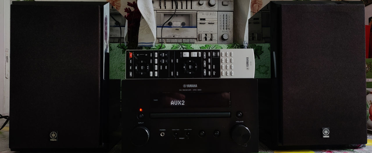 High quality HI-FI components Yamaha CRX-550 DAB Speakers Yamaha NX-E300 foto 3
