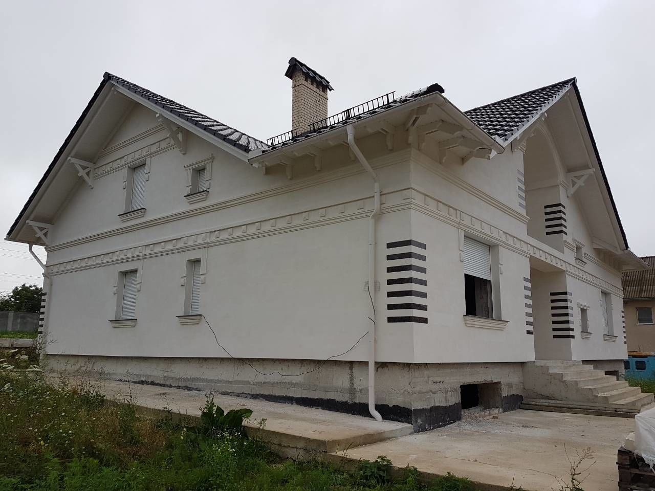 Fasade din piatra naturala alba foto 3