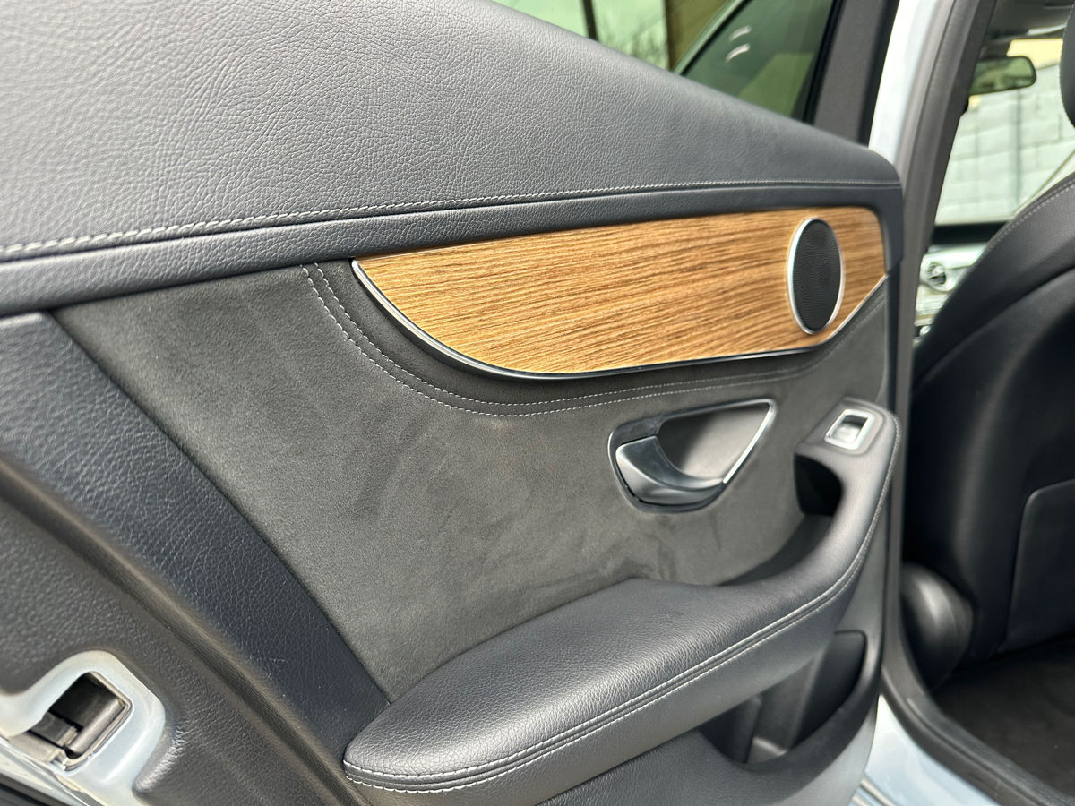 Mercedes C-Class фото 14