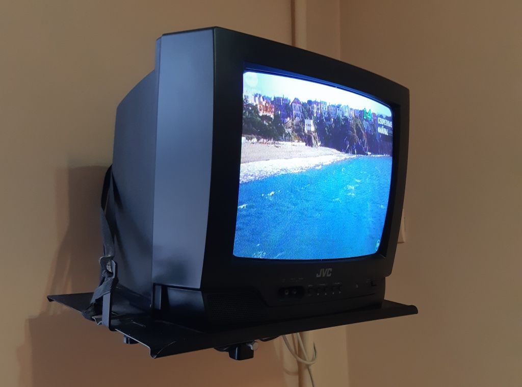 телевизор JVC переносной