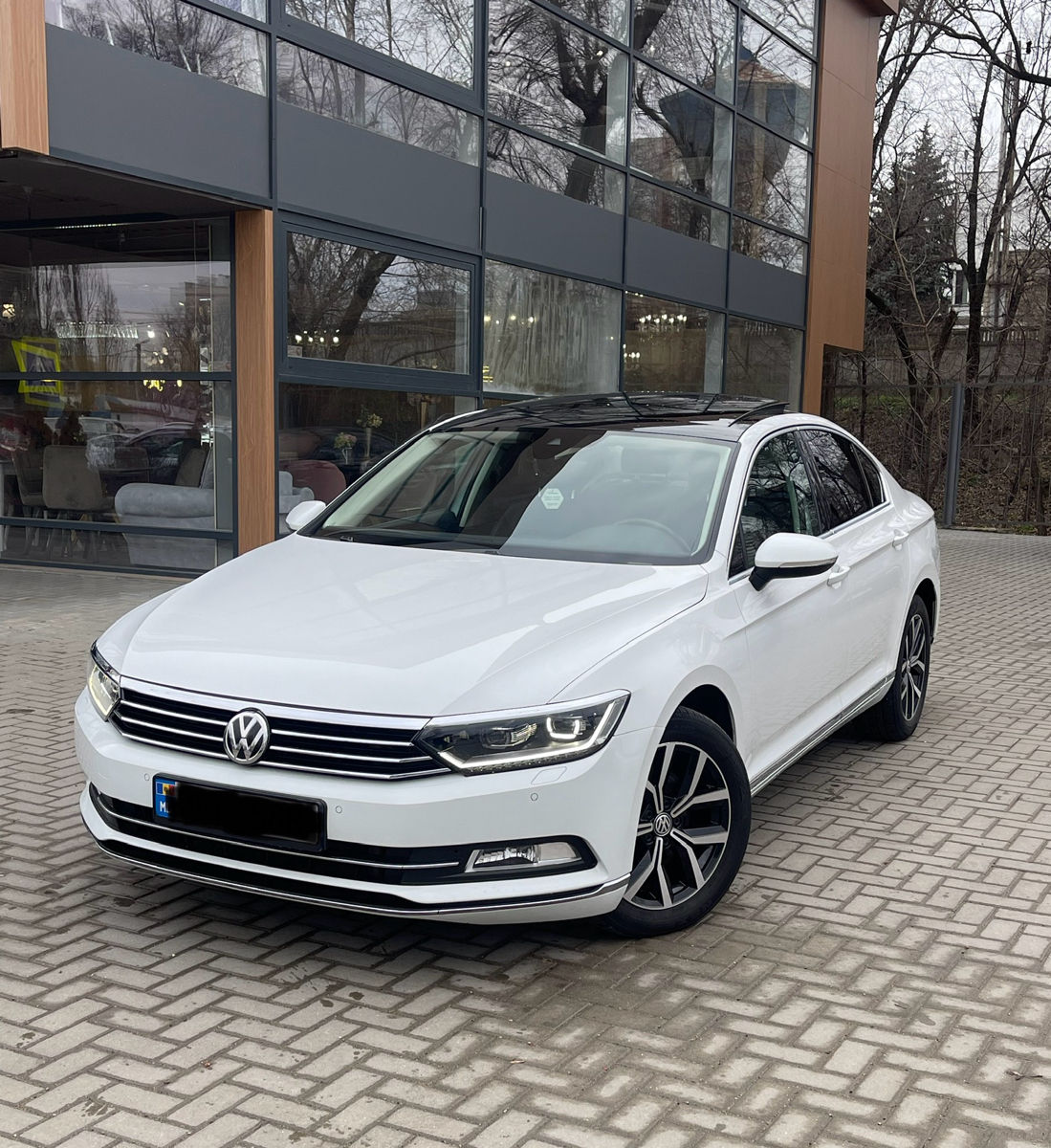 Volkswagen Passat foto 1