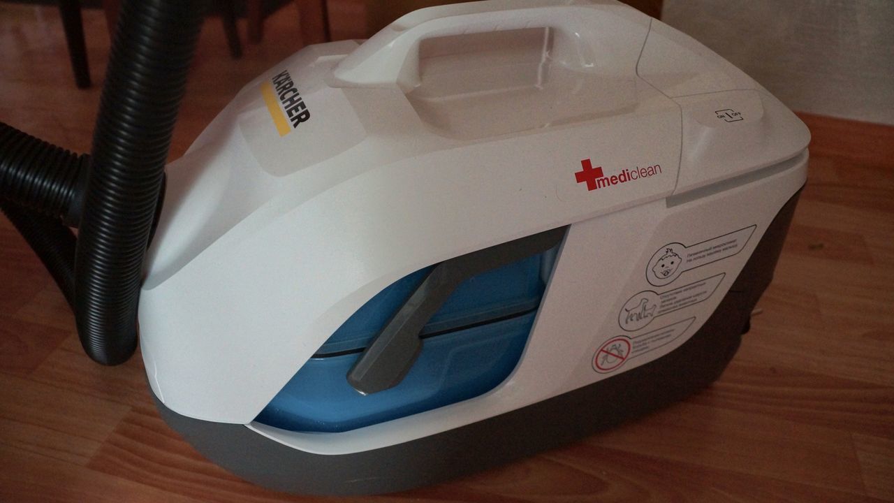 Бытовой пылесос для аллергиков Karcher DS6000 новый