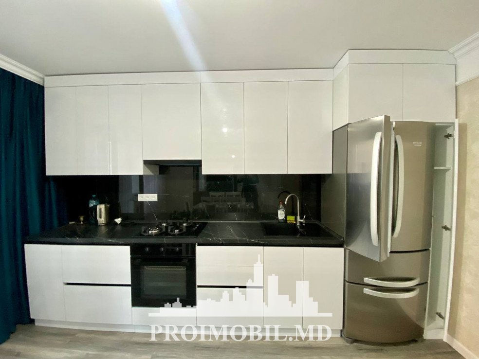 Apartament cu 2 camere, 75 m², Centru, Chișinău foto 3