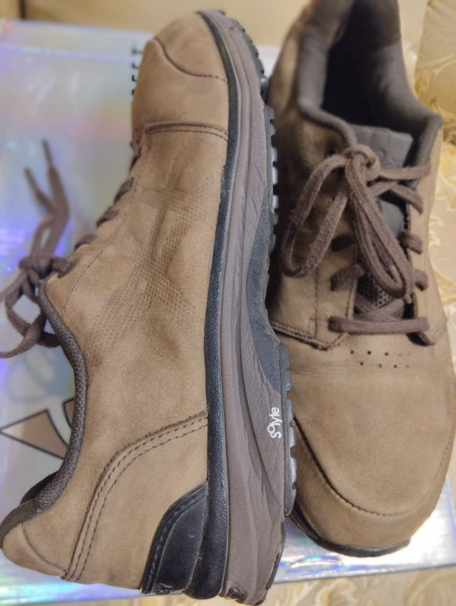 Кожаные кроссы Asics Duomax  44,5 размер foto 3