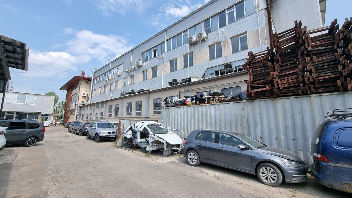 Vânzare sp.comercial 3750 m2+ 18 ari privat.str.Bucuriei!!! foto 1