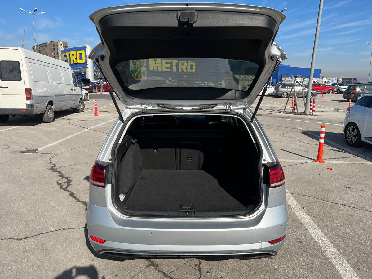 Volkswagen Golf фото 6