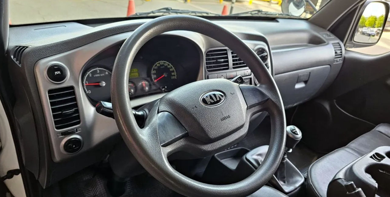 Kia Bongo фото 9
