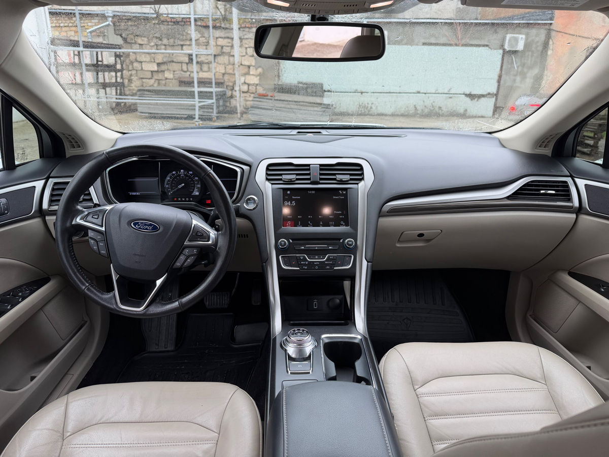 Ford Fusion an. 2017 cu rulaj 214000 km, Benzină, 7900