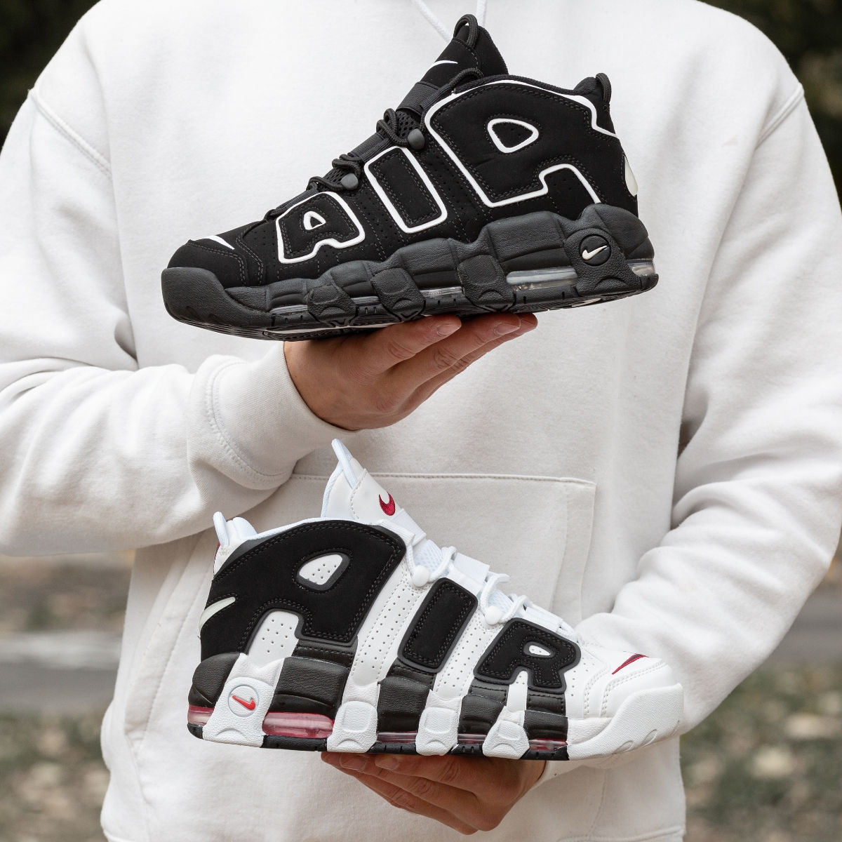 Nike Air More Uptempo Black/White Unisex foto 9