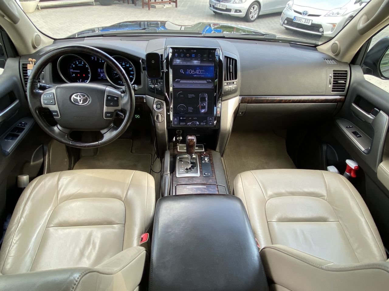 Toyota Land Cruiser foto 12