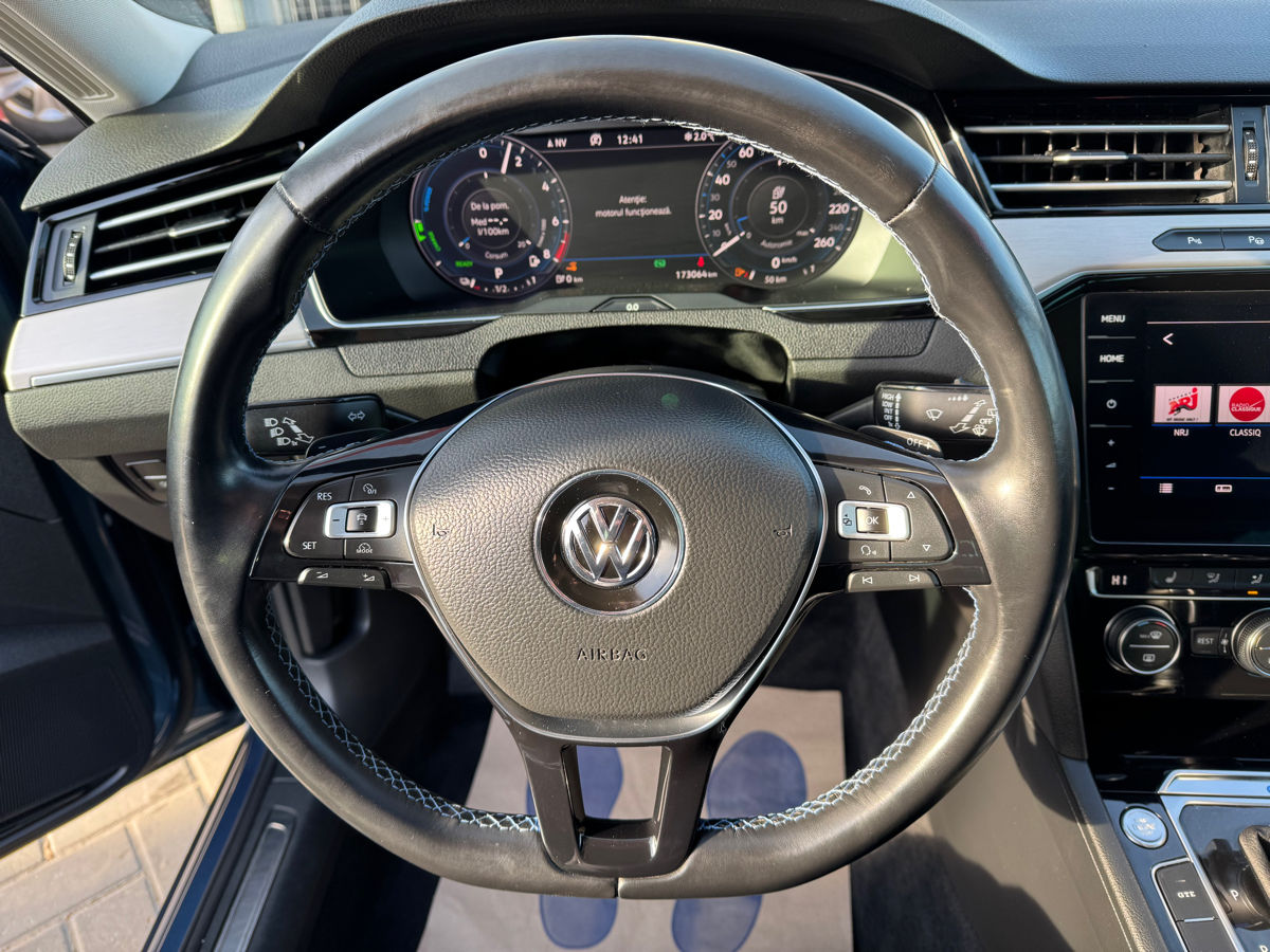 Volkswagen Passat foto 10