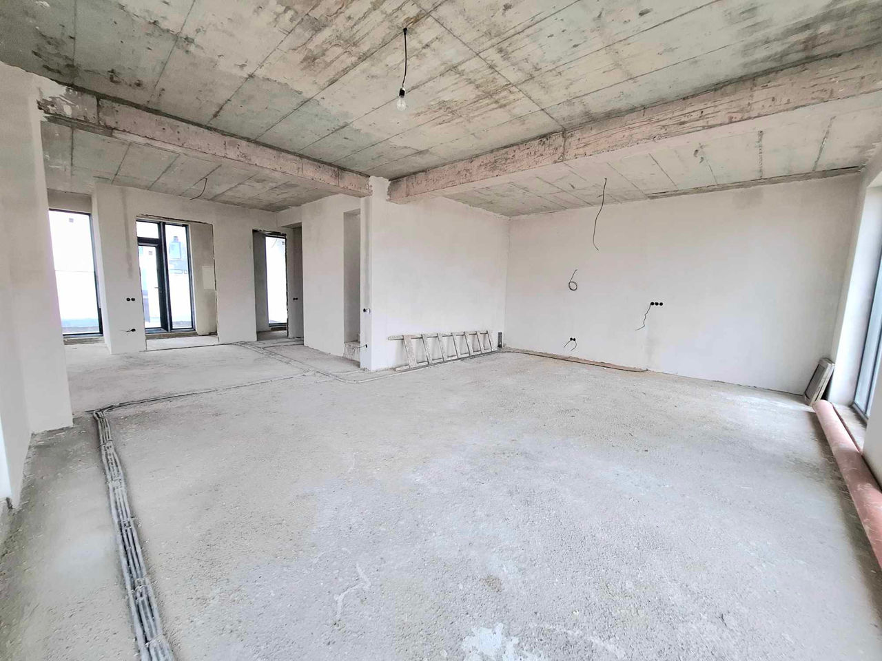 Casa Noua in Stil Hi-Tech, in Poiana Domneasca, Durlesti foto 3
