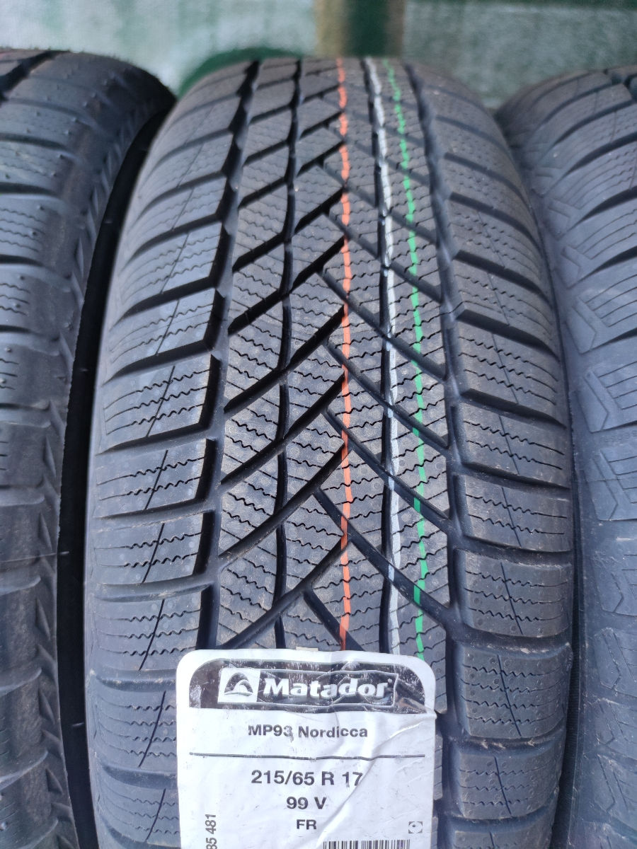 215 / 65  R17 foto 4