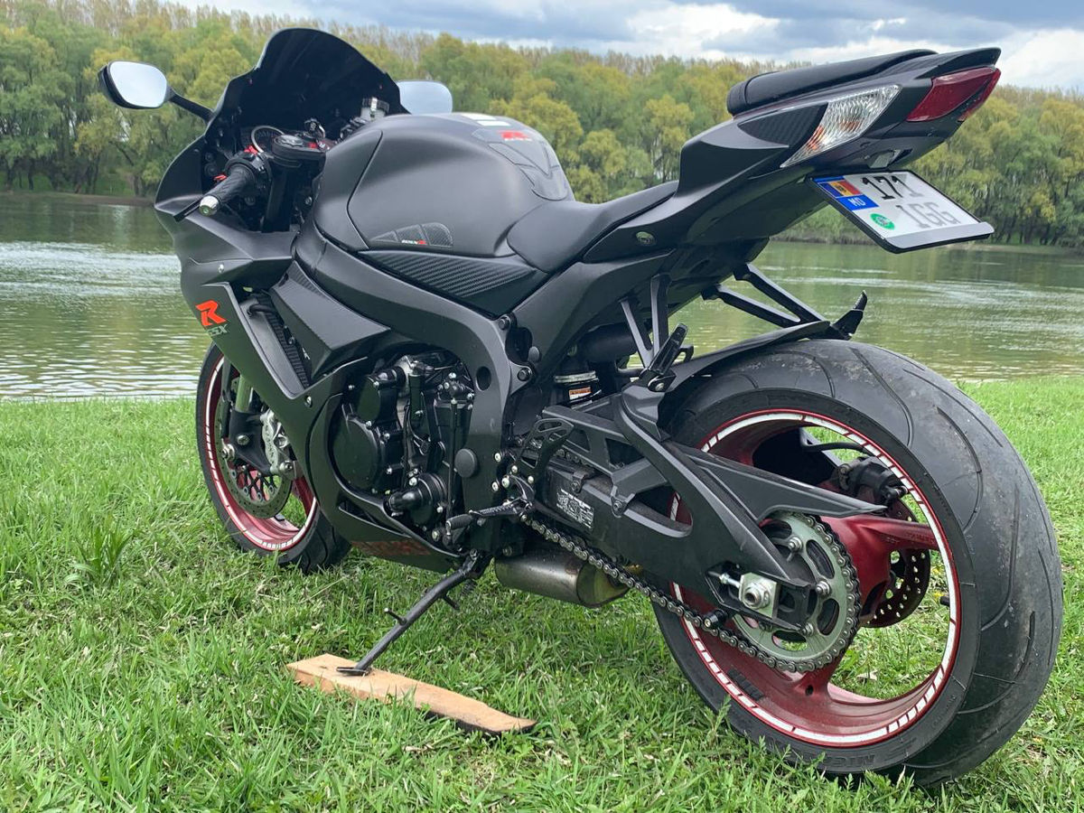 Suzuki Suzuki GSXR 600
 фото 4