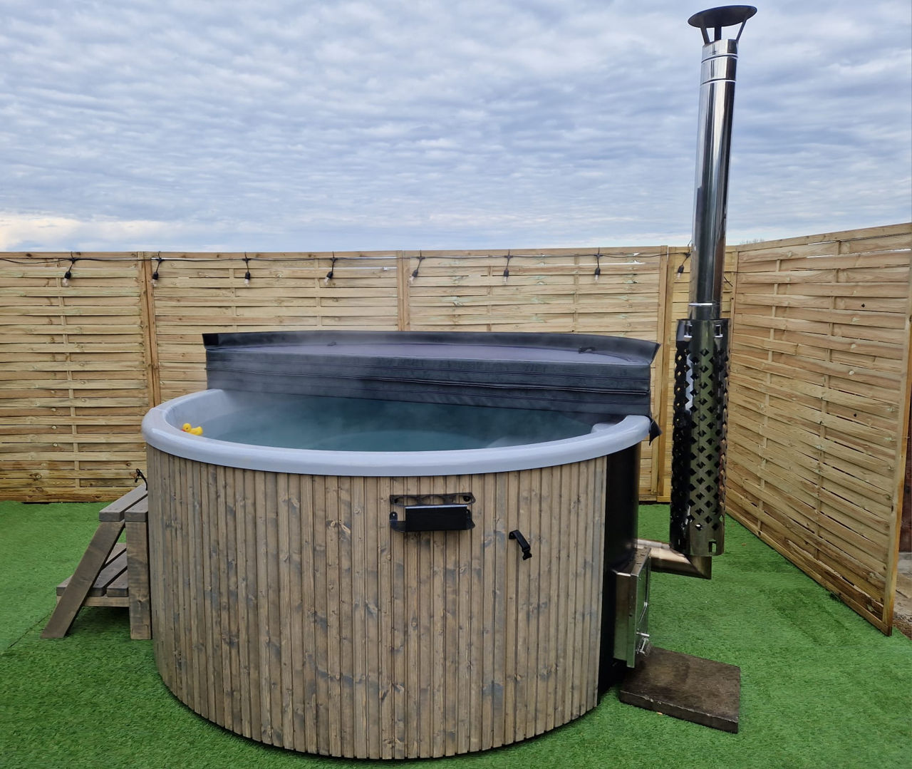 Ciubăr 4-6 tip Jacuzzi cu Hidromasaj. фото 3