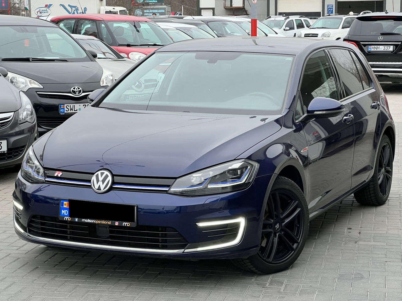 Volkswagen Golf foto 0