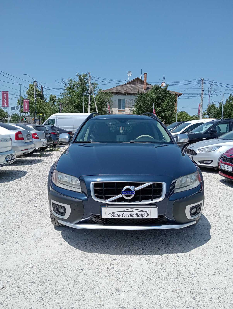 Volvo XC70 фото 0