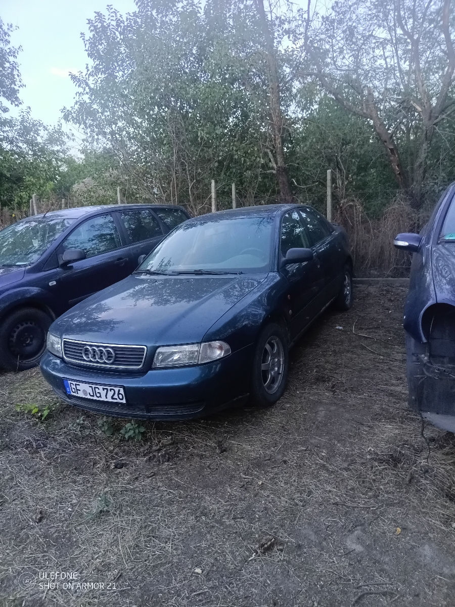 Audi A4  foto 0