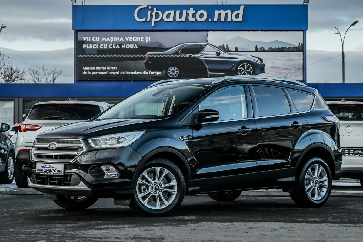 Ford Kuga фото 0