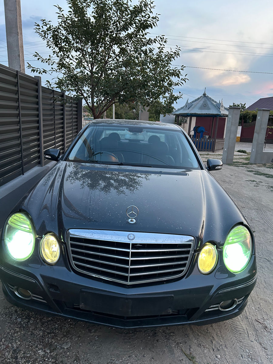 Mercedes E-Class foto 9