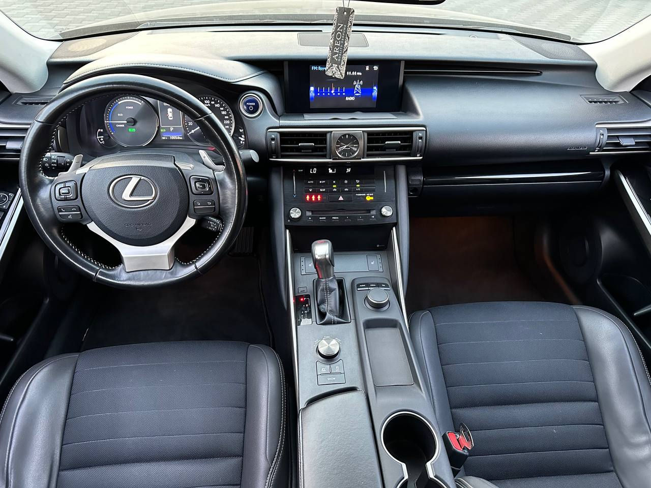 Lexus IS Series foto 9