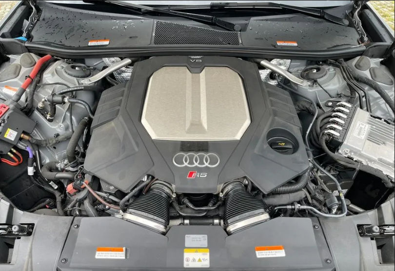Audi RS6 foto 4