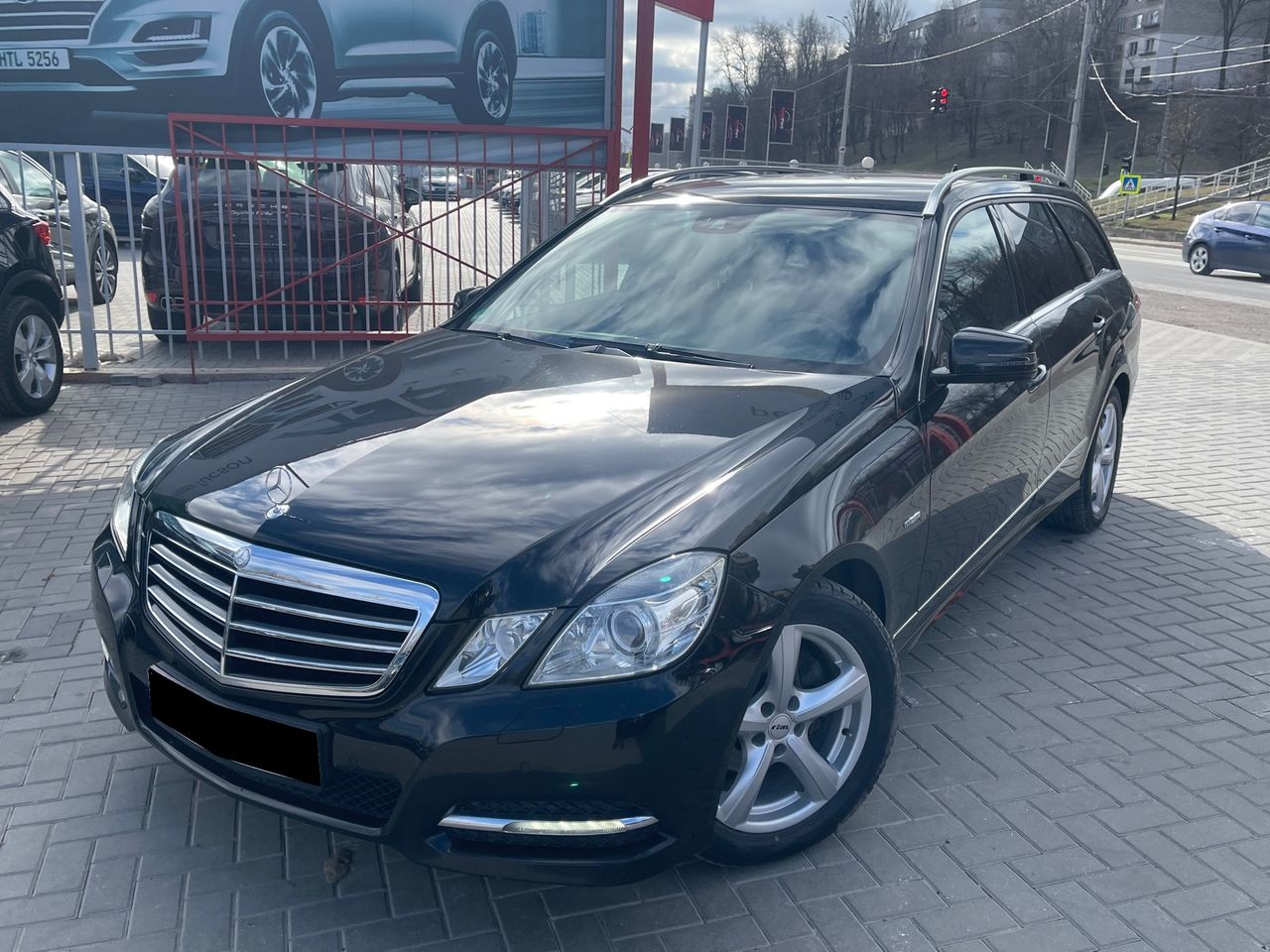Mercedes E-Class foto 3