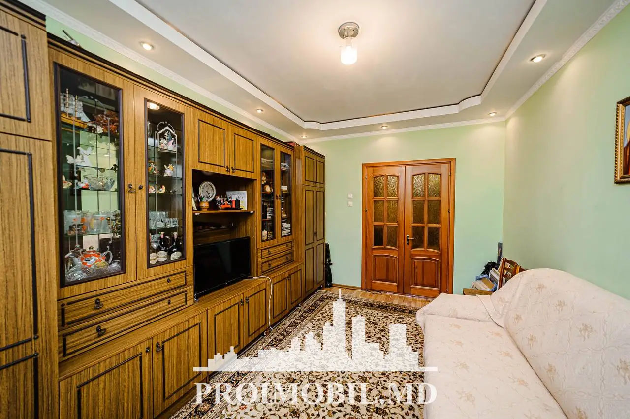 Apartament cu 2 camere,  Centru,  Chișinău mun. foto 3