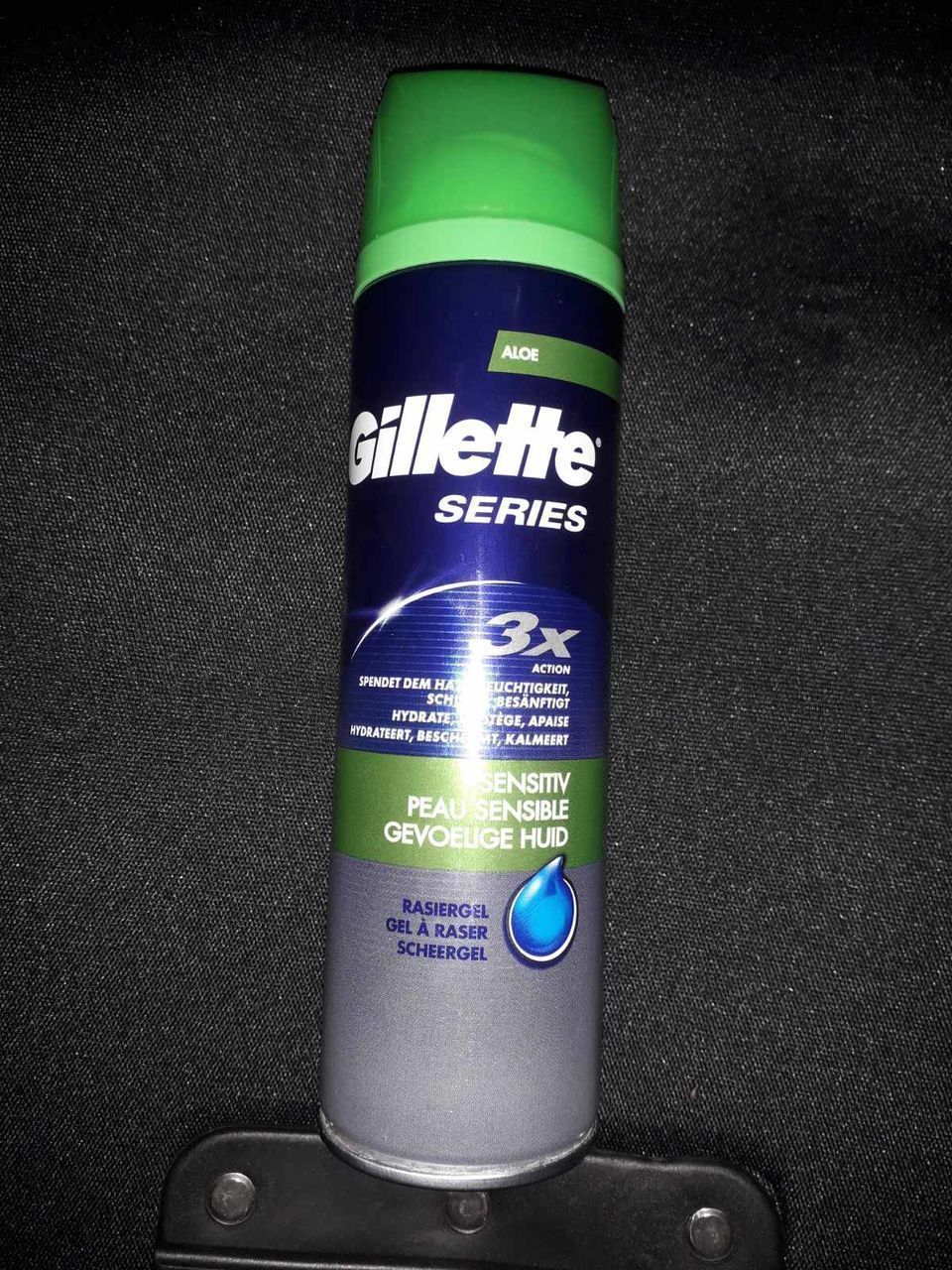 Крем для бритья 200 ml gillette series 3x shave gel sensitive