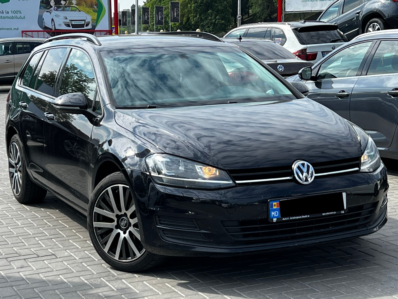 Volkswagen Golf foto 0