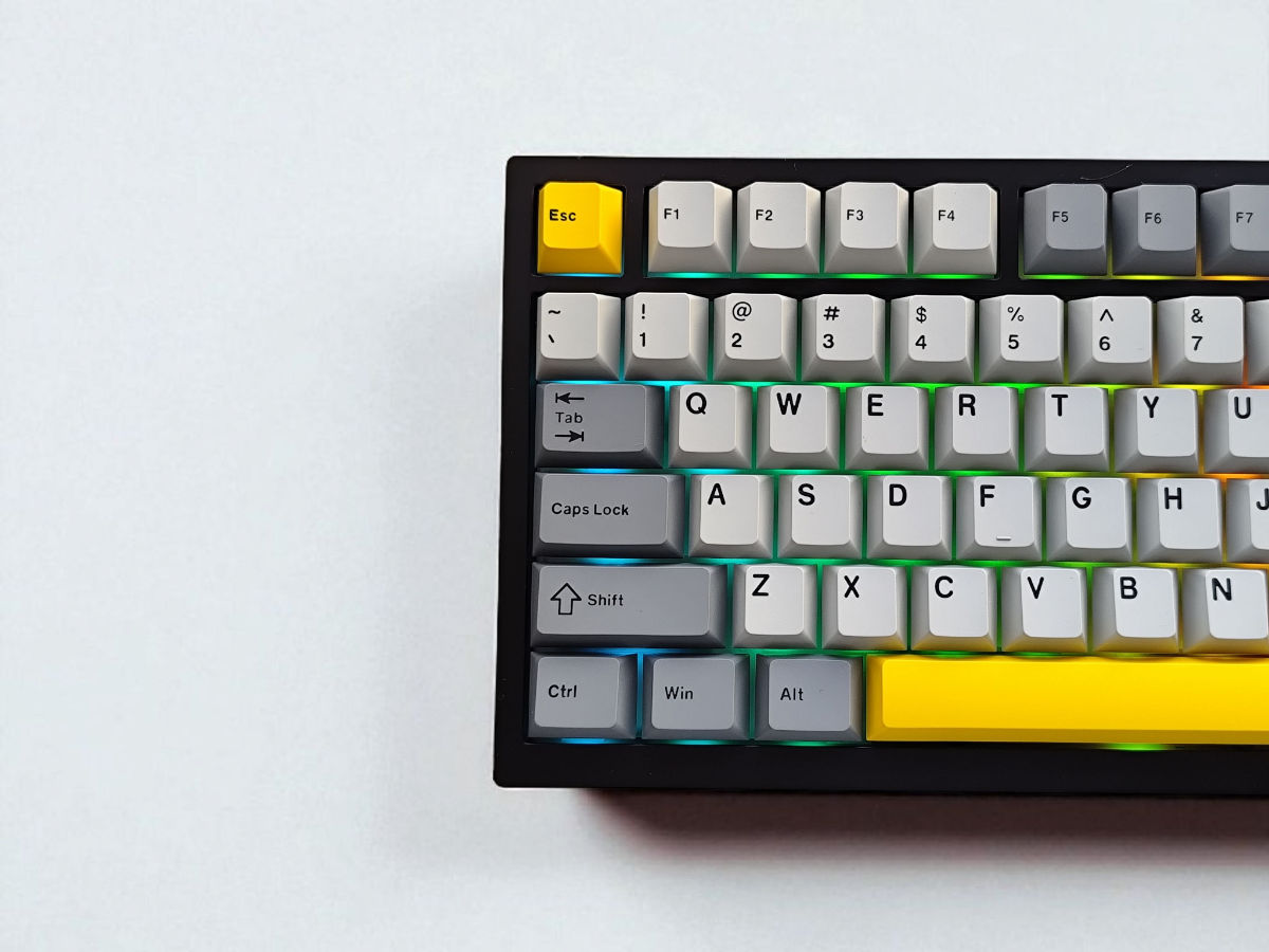 [NOU] Ajazz AK820 PRO Tastatura Mecanica Hot-Swappable RGB (Wireless/Bluetooth/Type C) foto 2