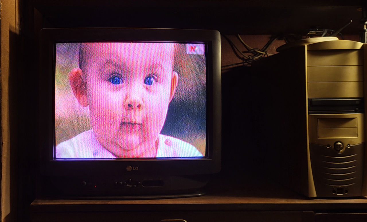 Телевизор LG на запчасти 2 шт. за 100 лей