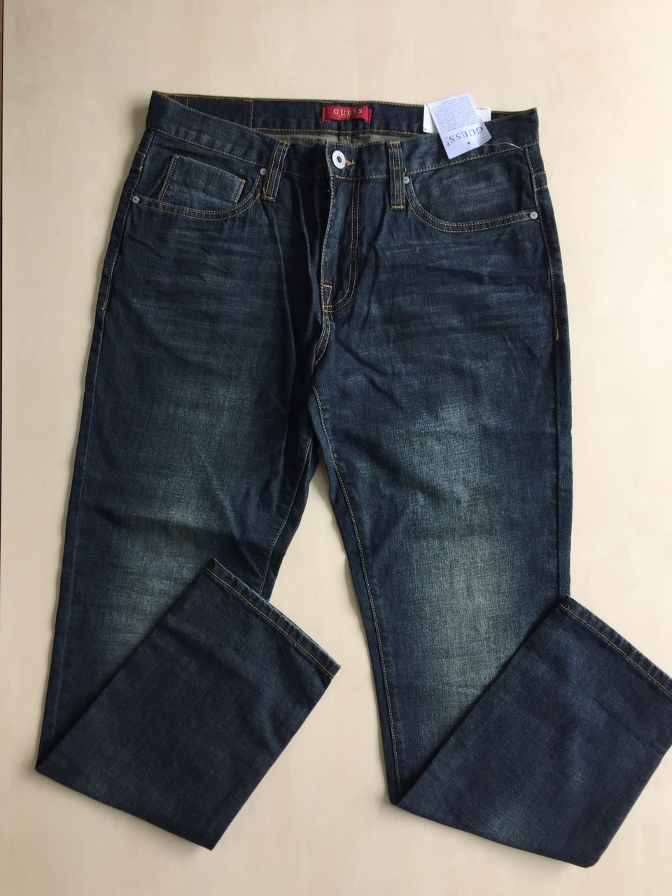 Джинсы Guess оригинал, новые, размер 34х32