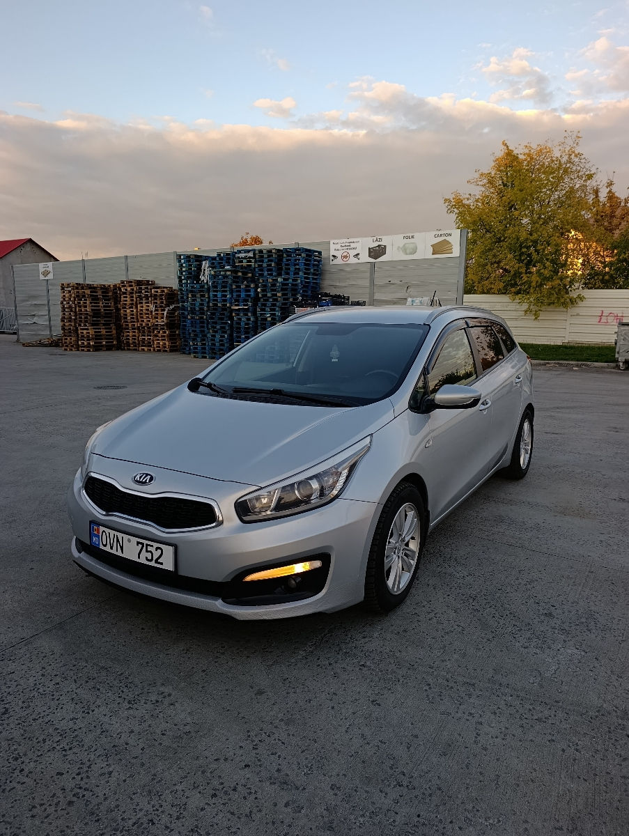 KIA Ceed 2018 г. с пробегом 171050 км, Дизель, 7450 €