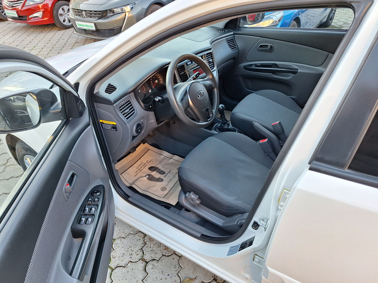 KIA Rio foto 6