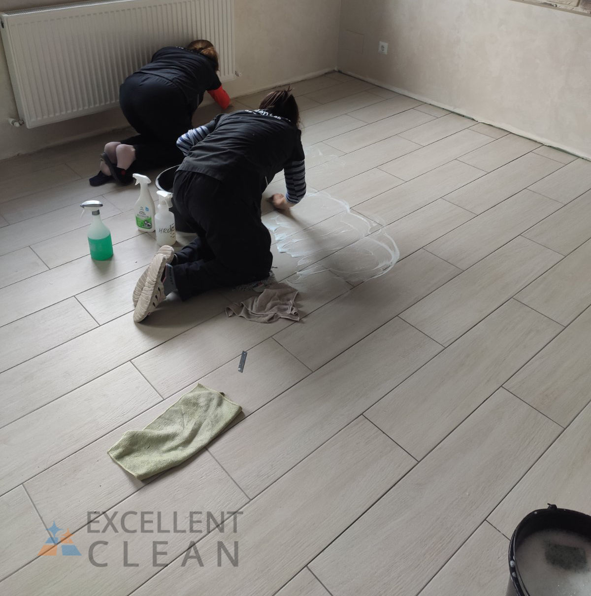 Servicii spălare geamuri! Inclusiv la inaltime!!! foto 9