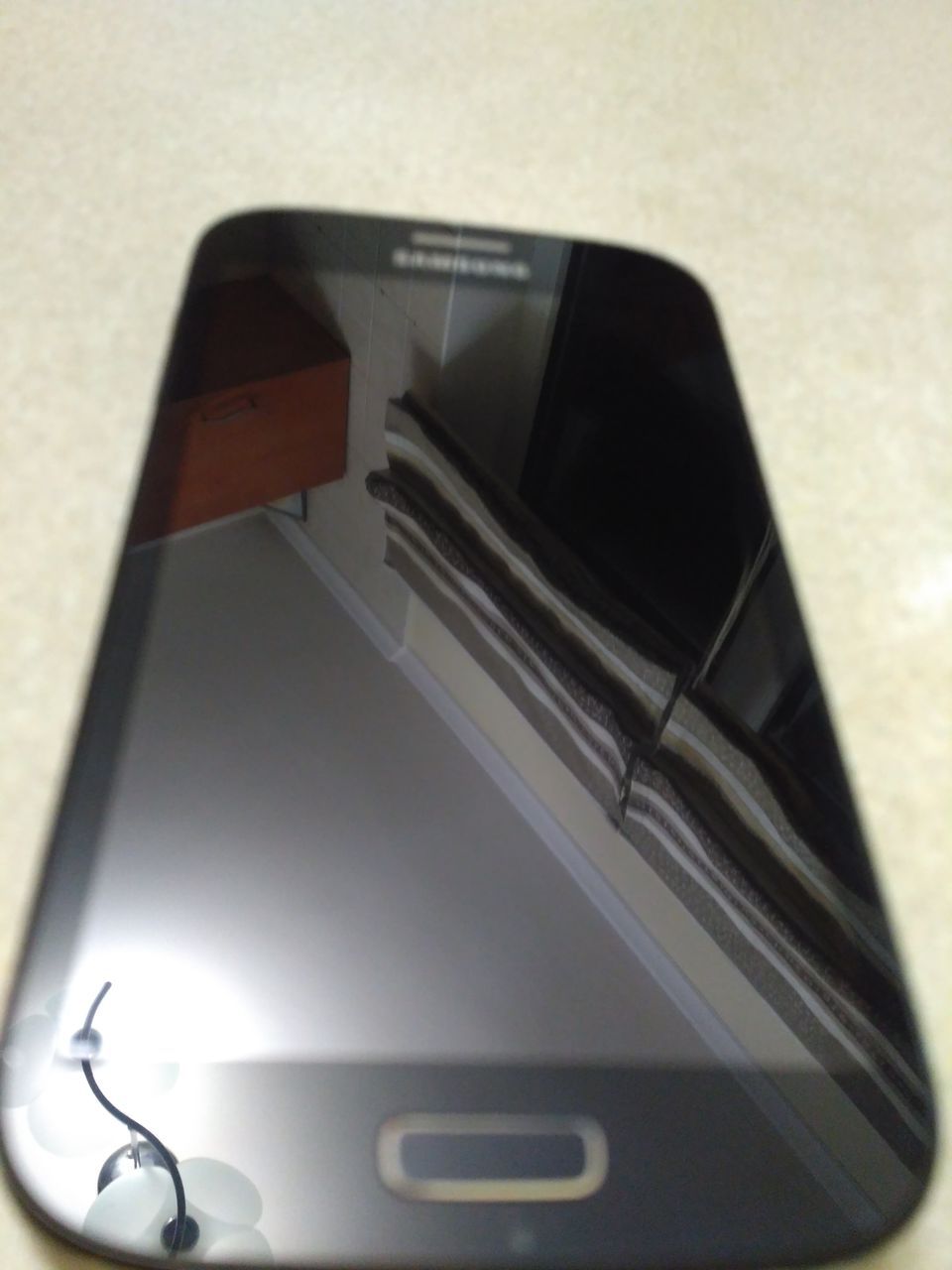 Samsung Galaxy Grand Neo (GT - i9060)