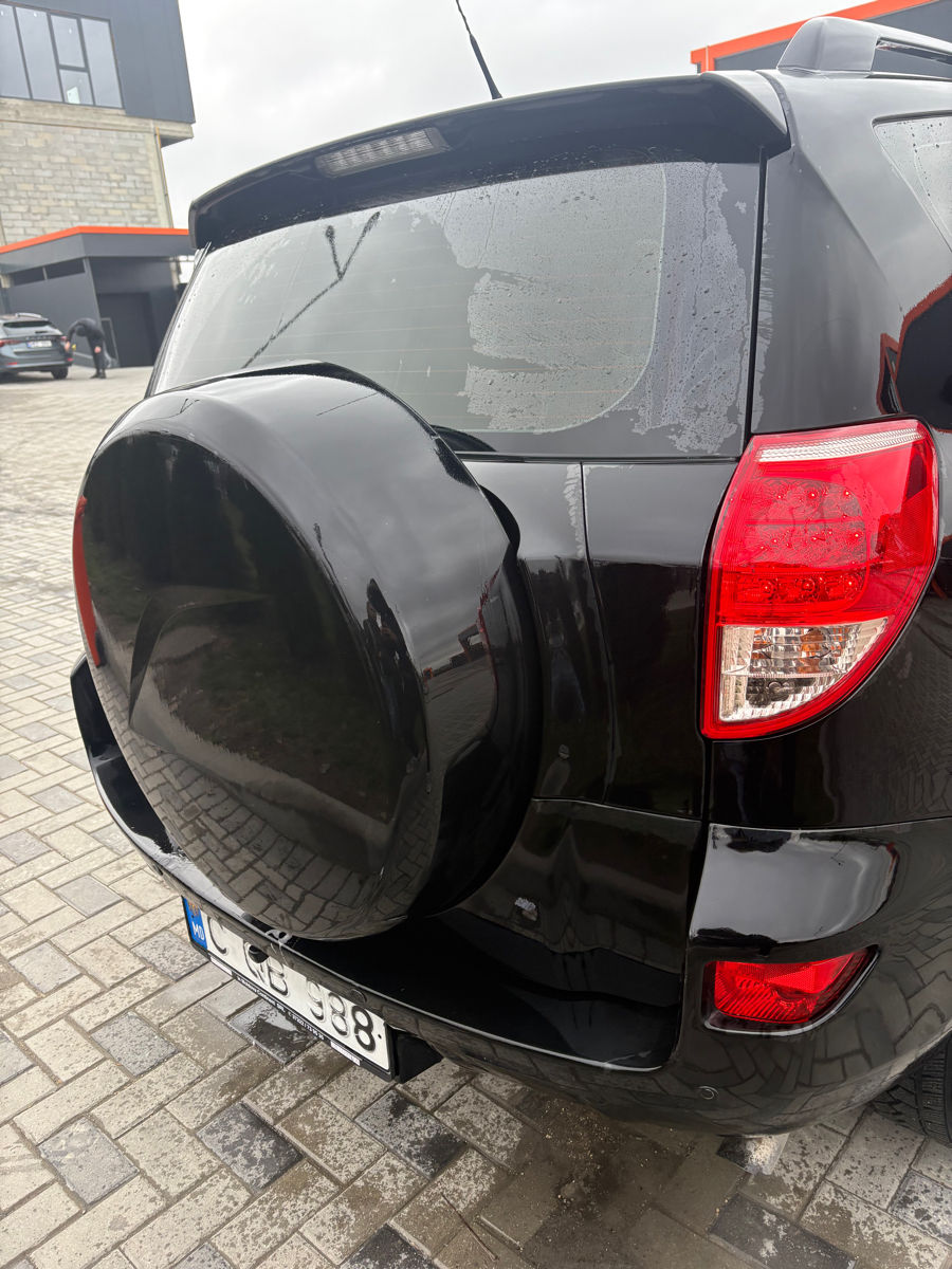 Toyota Rav 4 foto 4