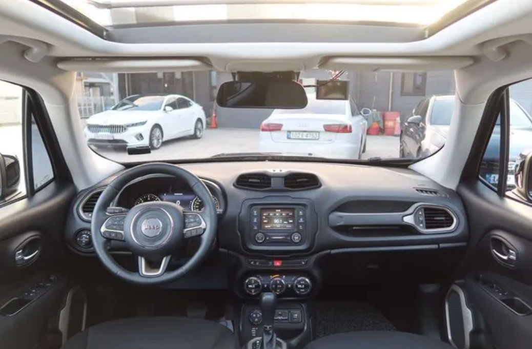 Jeep Renegade foto 4