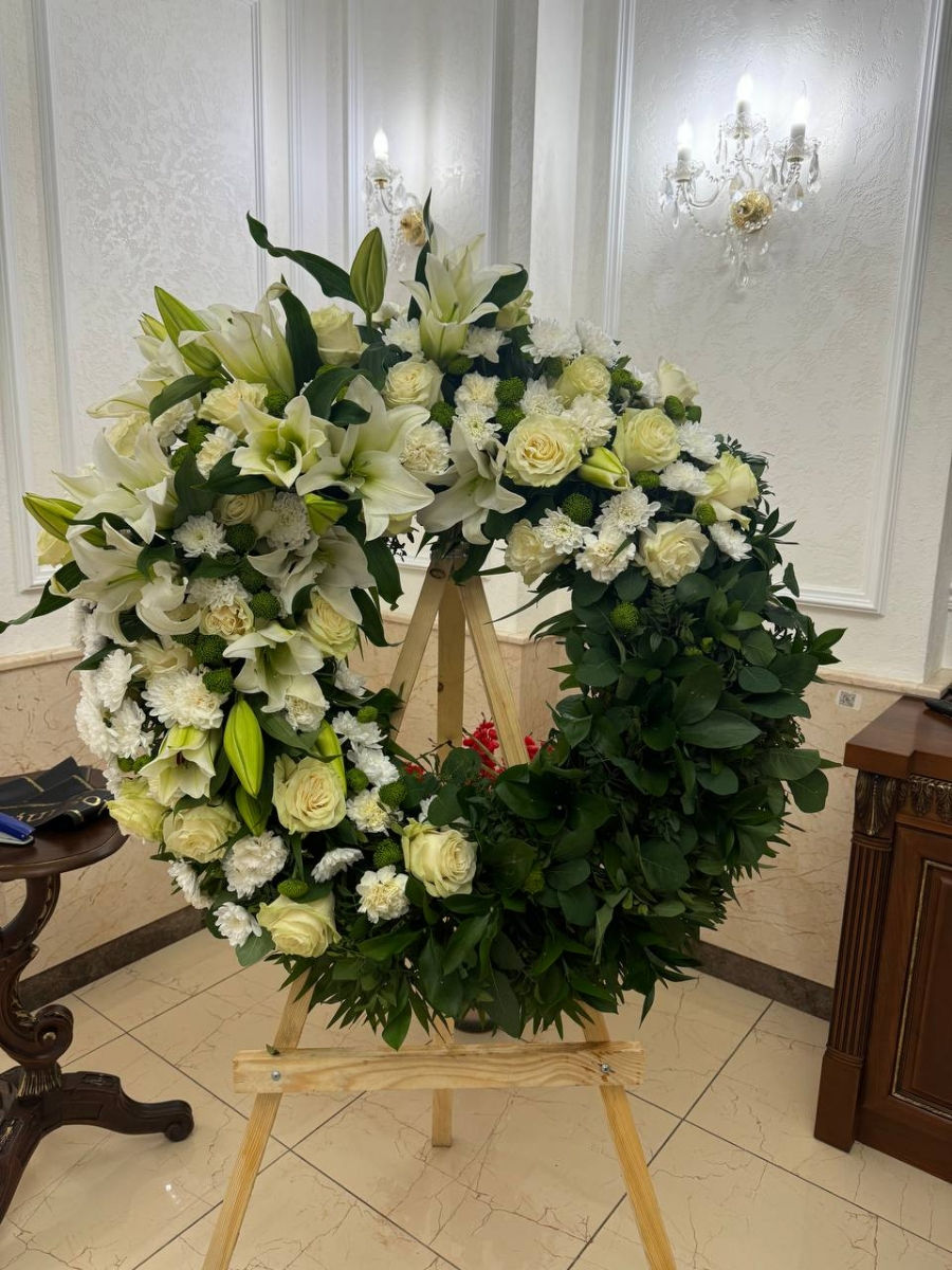 Coroane din flori vii la comandă foto 1