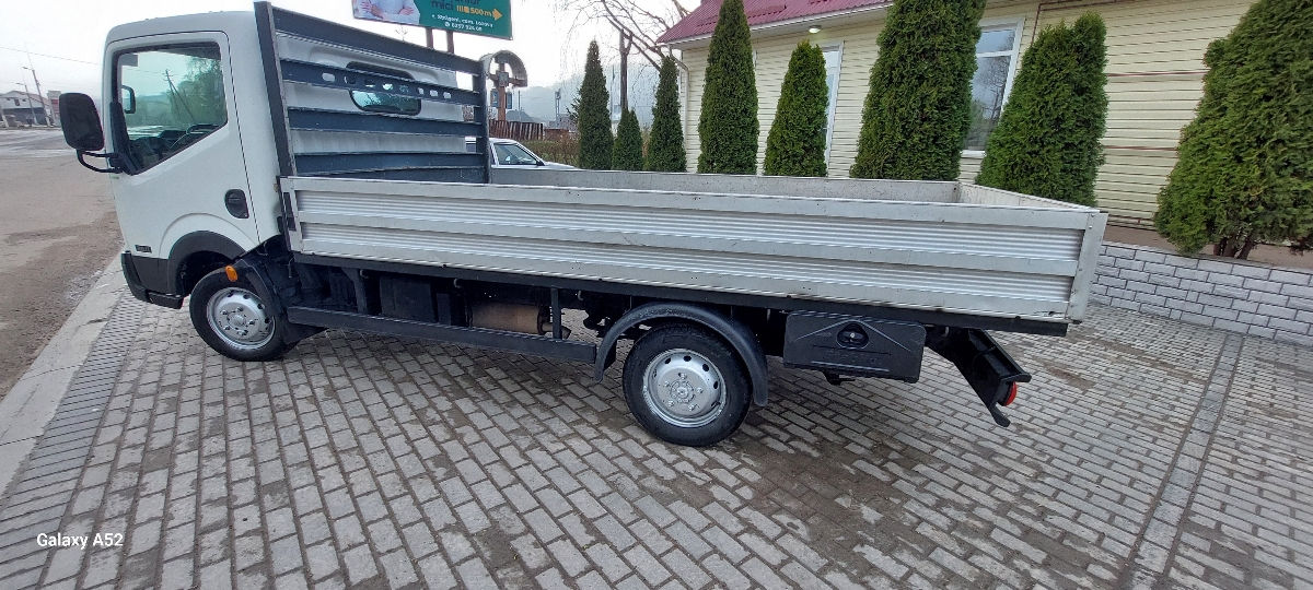 Nissan Cabstar foto 1