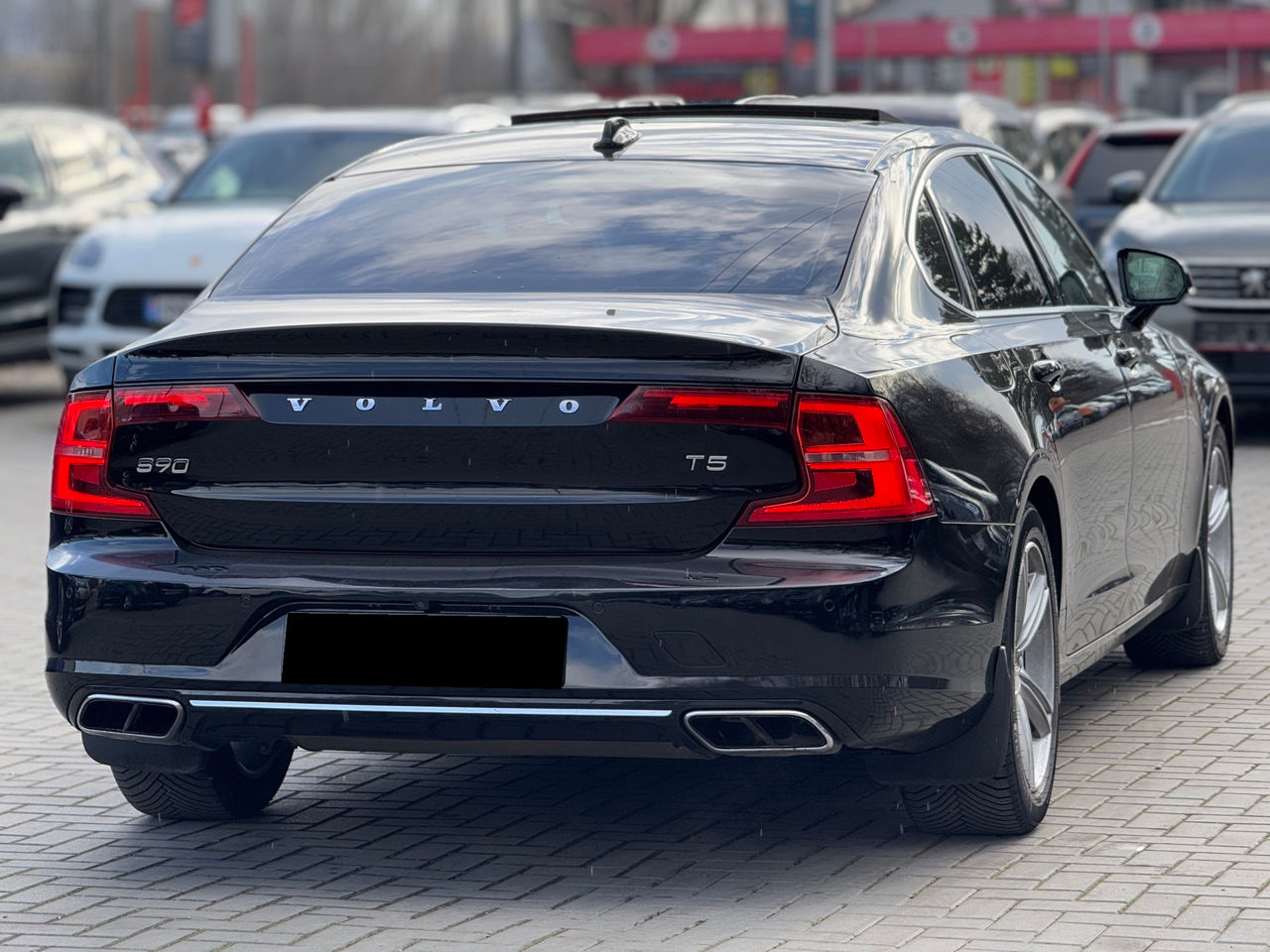Volvo S90 foto 2